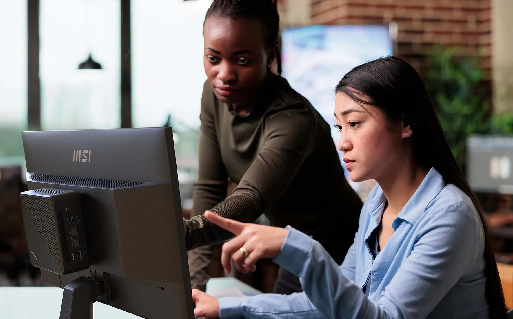 شاشة 22 بوصة شاشة 22 بوصة