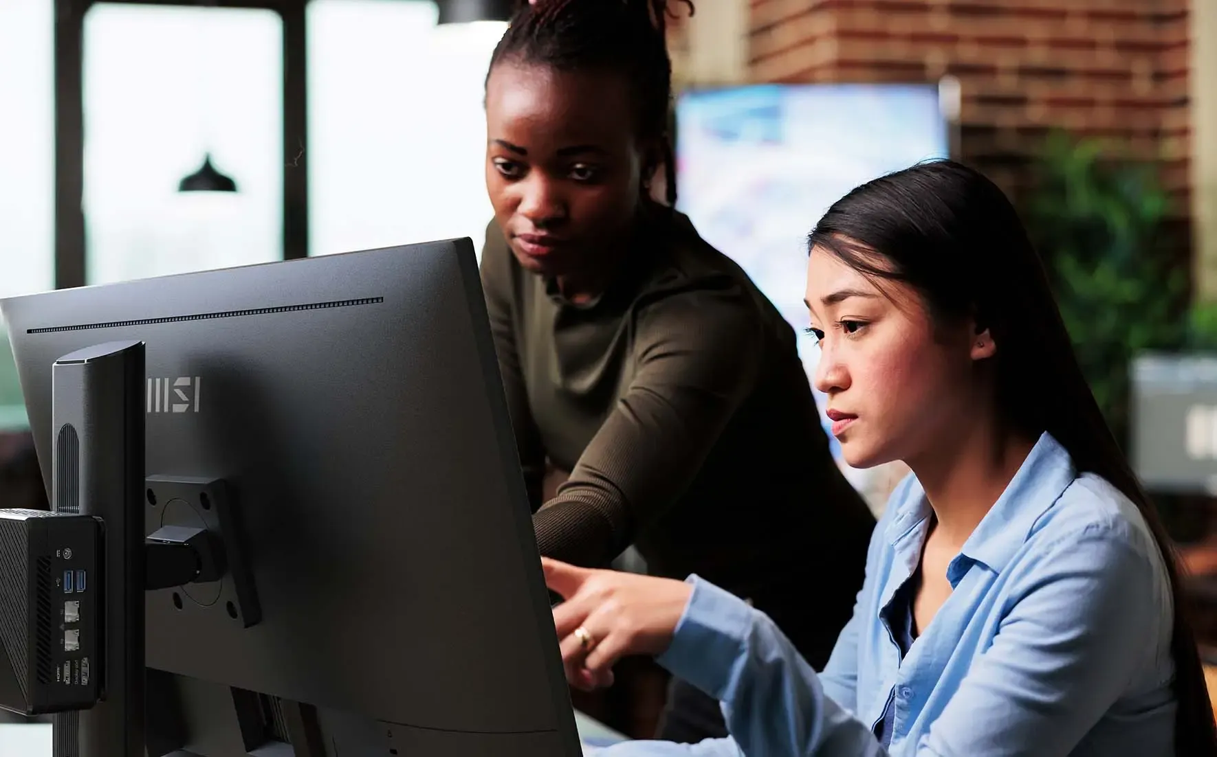 ام اس اي شاشة كمبيوتر