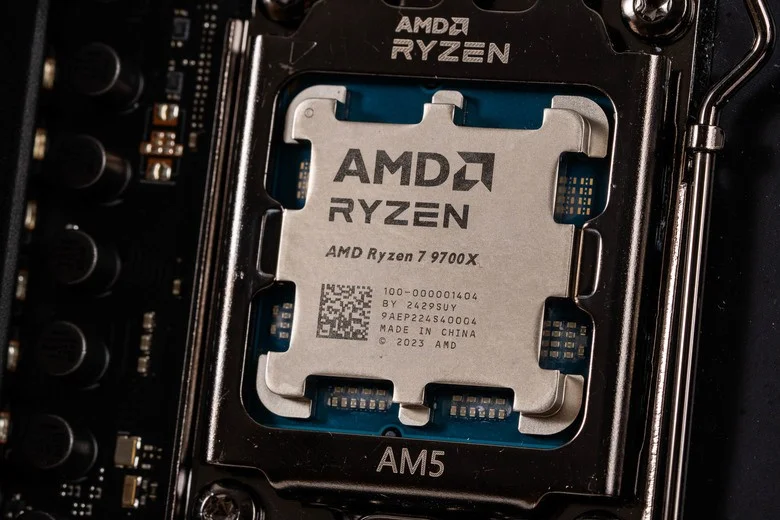 Ryzen 7 9700X