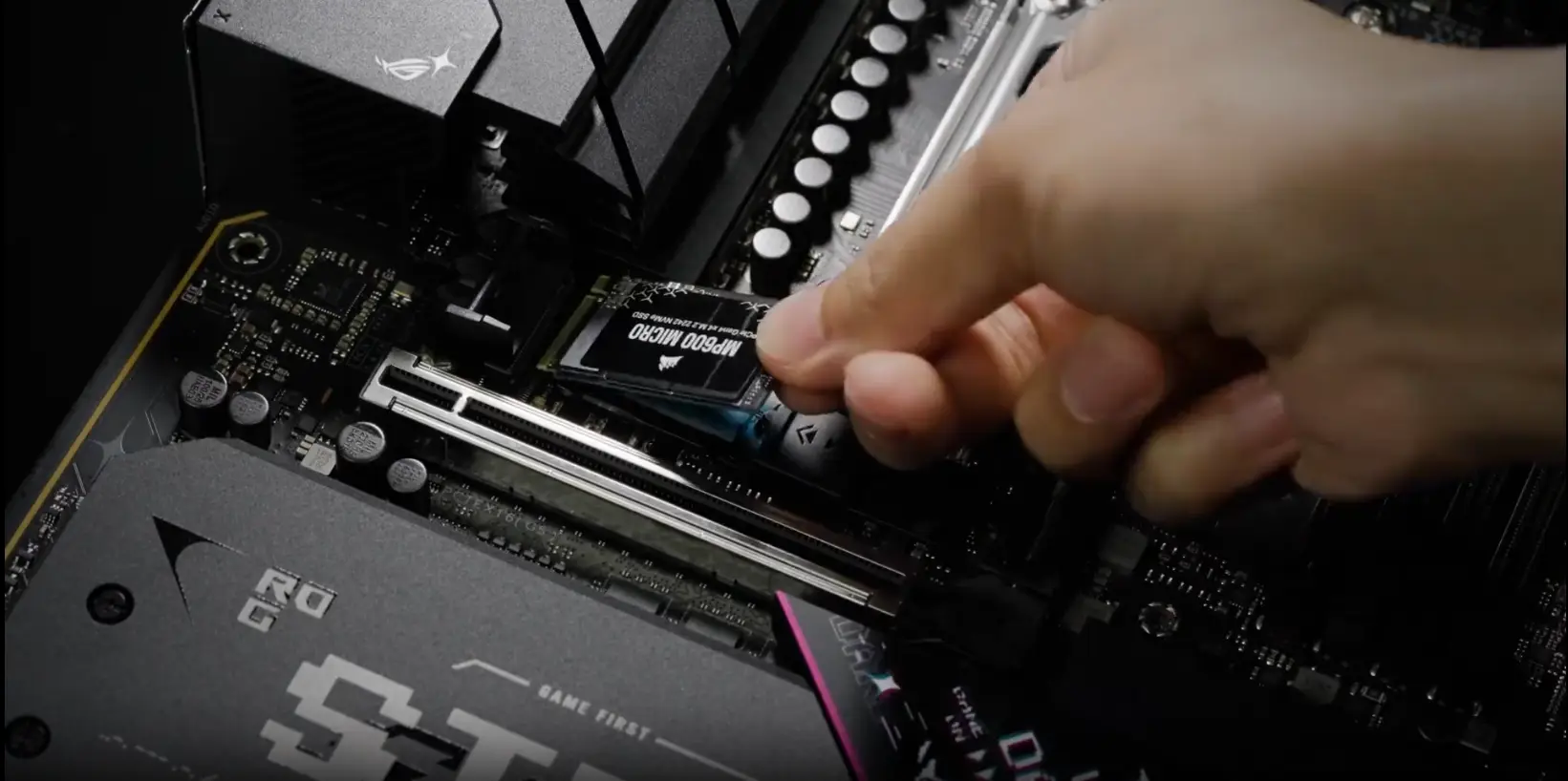 اسوس روج ستريكس B850-E جيمنج اسوس روج ستريكس B850-E جيمنج