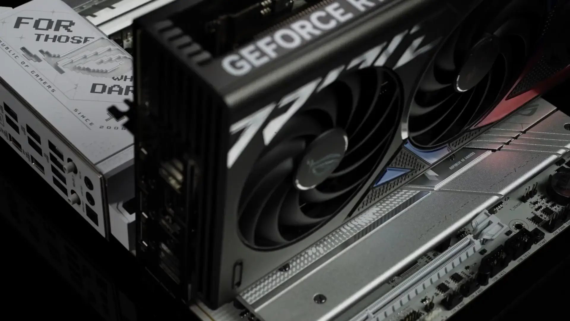 مازر بورد اسوس روج ستريكس X870-A جيمنج واي فاي