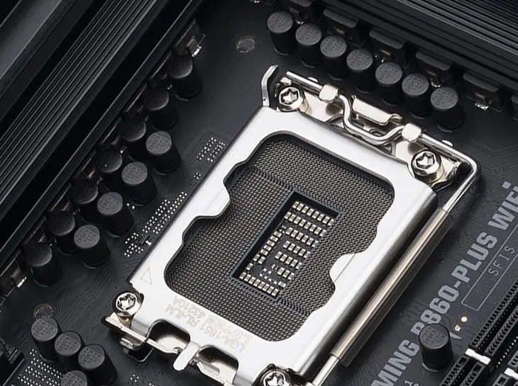 مازر بورد اسوس تاف جيمنج