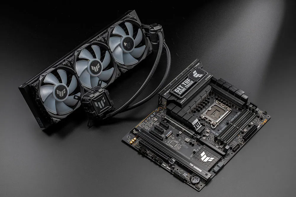 اسوس تاف جيمنج 