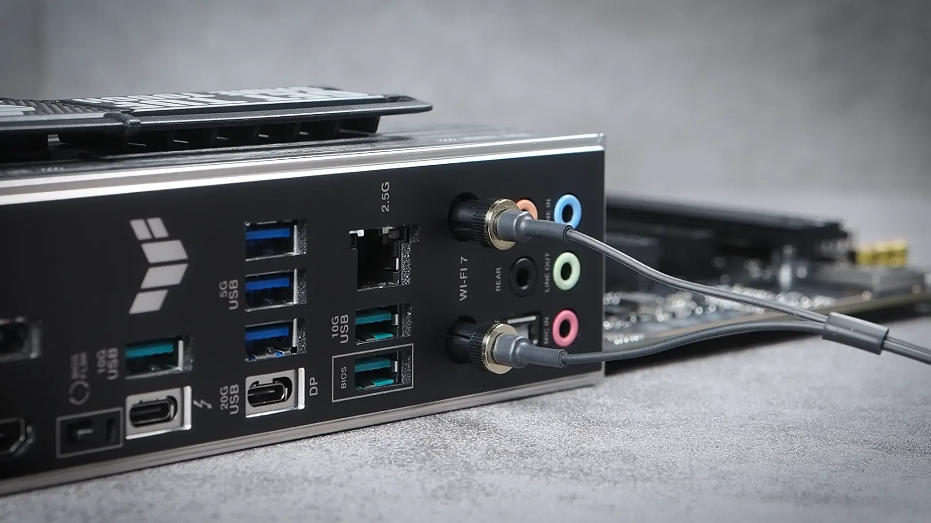 مازر بورد واي فاي