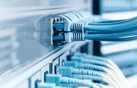 معدات الشبكات وحلول الاتصال المتقدمة