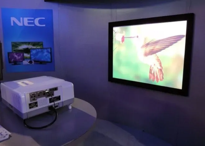 NEC Projector
