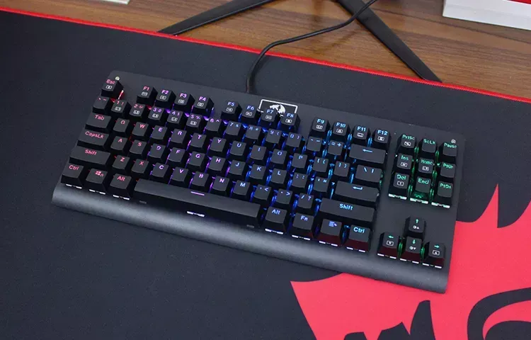 Redragon K568 RGB